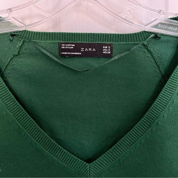 Green Zara V-neck sweater, size S - Picture 2 of 4